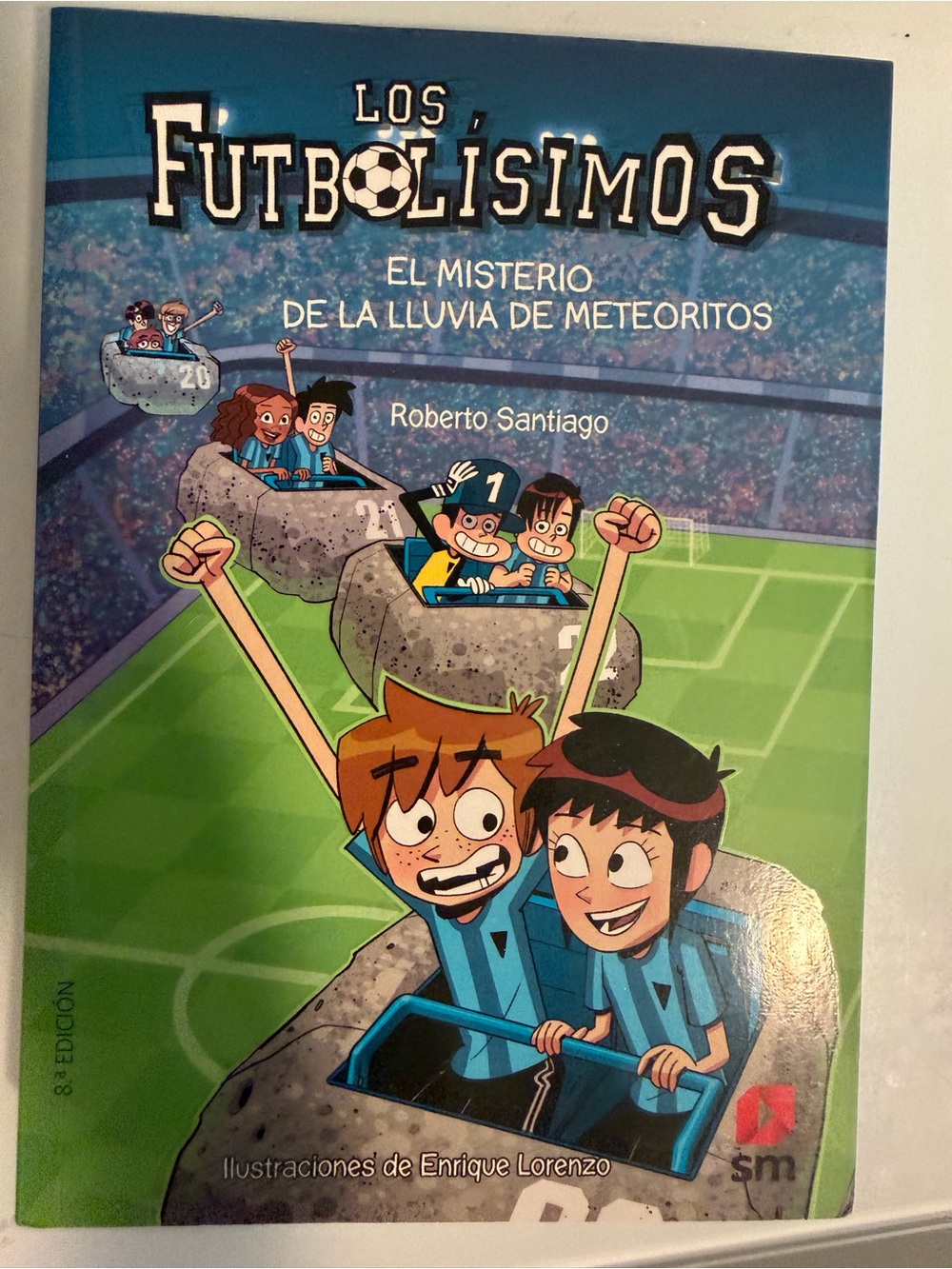 Los Futbolísimos: El Misterio de la Lluvia de Meteoritos - Blue Cover